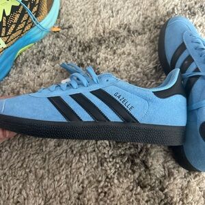NWT Gazelle. Men’s size 7.5